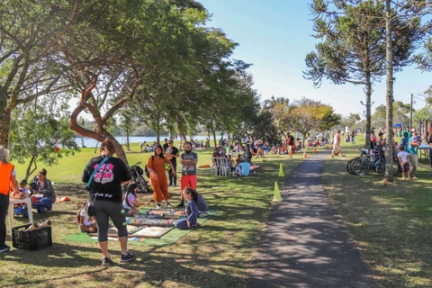 Sol predomina e calor ganha força no Paraná neste domingo