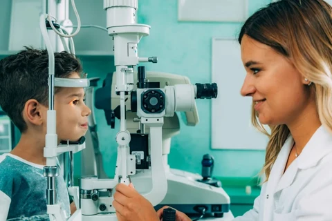 Diagnóstico precoce pode evitar até 80% dos casos de cegueira infantil, alertam especialistas