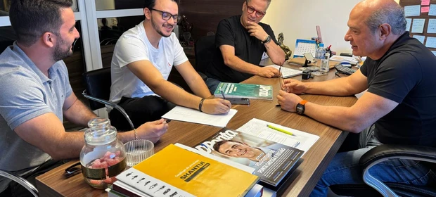 Plataforma que moderniza a contratação de serviços, destaque em Maringá, chega agora a Ponta Grossa