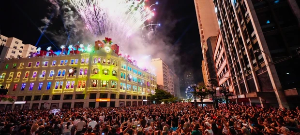 "O Palácio Mágico do Natal" encanta 70 mil pessoas em três dias e retorna neste final de semana em Curitiba