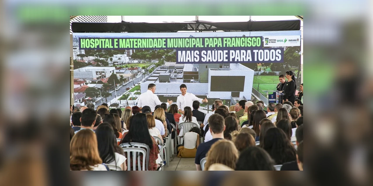 "Um exemplo de gestão moderna", pontua Pimentel durante inauguração de novo hospital e maternidade em Pinhais