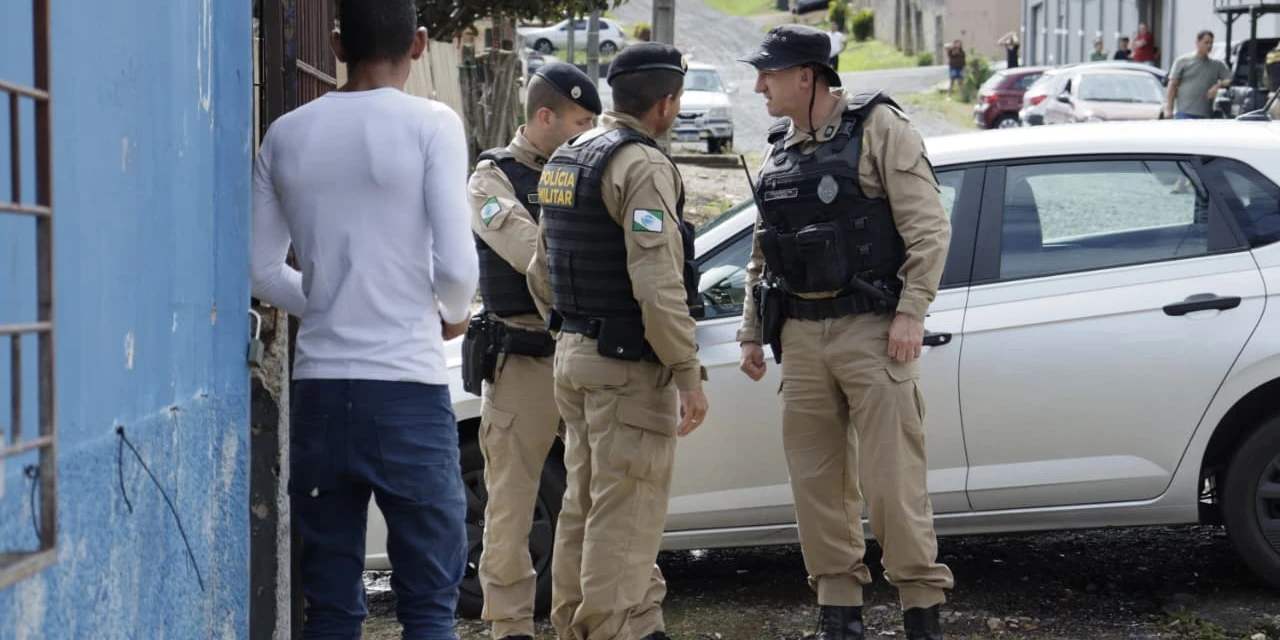 Policial Militar identificou ameaça de morte e disparou arma, aponta relatório