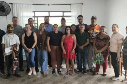 Prefeitura de Tibagi discute com a população o asfaltamento de estradas rurais; investimento está previsto em R$ 8 milhões