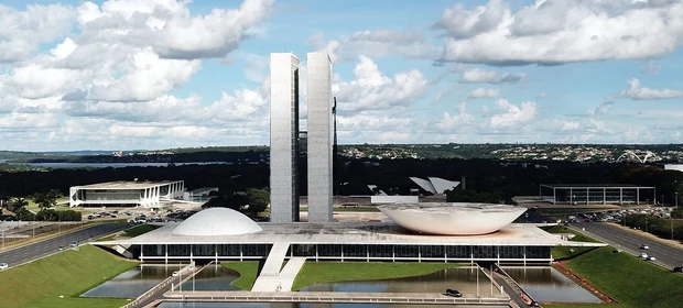 Senadores aprovam PEC do Marco Temporal, que delimita reivindicação de terras indígenas