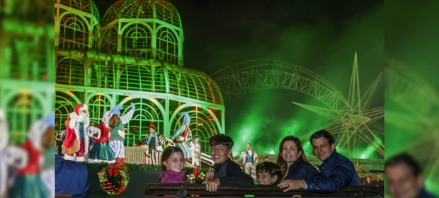 Pimentel prestigia estreia de espetáculo de Natal no Jardim Botânico