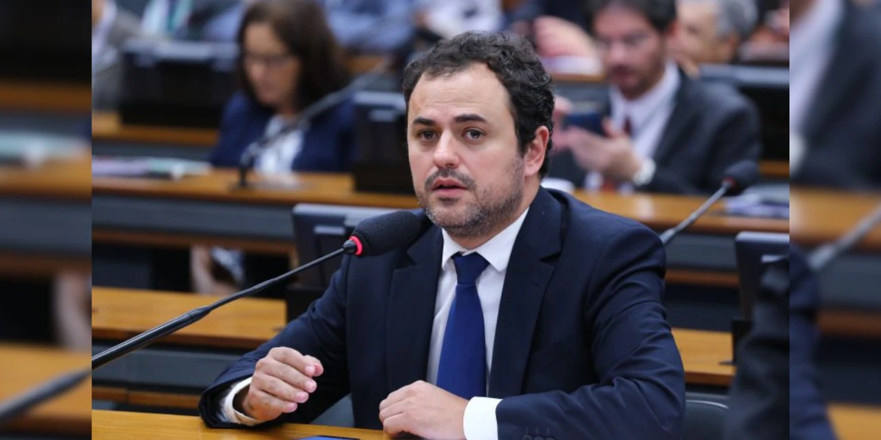 Artigo: 'Hugo, Motta tua cara', por Oliveiros Marques