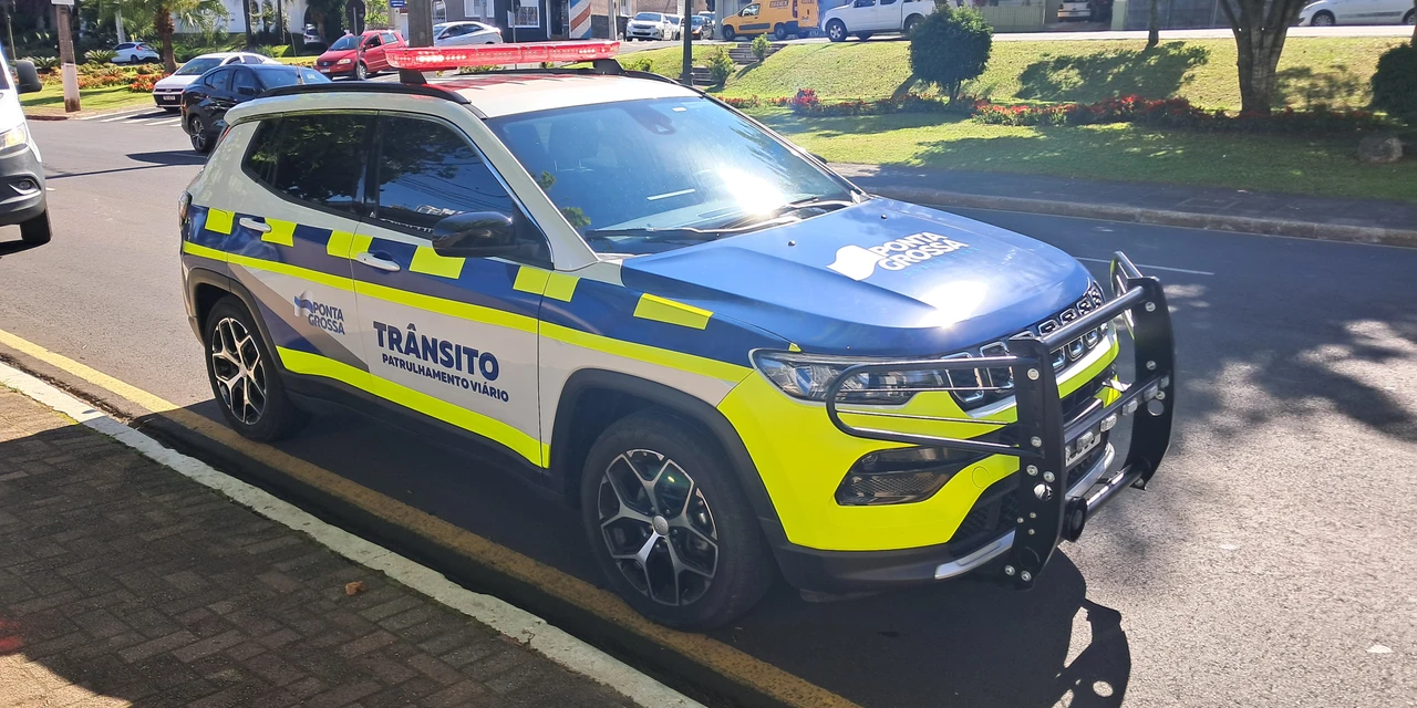 Semáforos ficam inoperantes em Ponta Grossa devido aos fortes ventos; veja quais