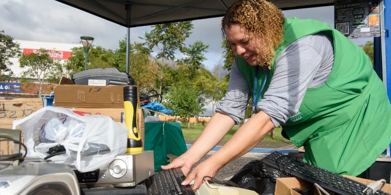 Ponta Grossa recolhe quase 3 toneladas de lixo eletrônico em ação no Parque Ambiental