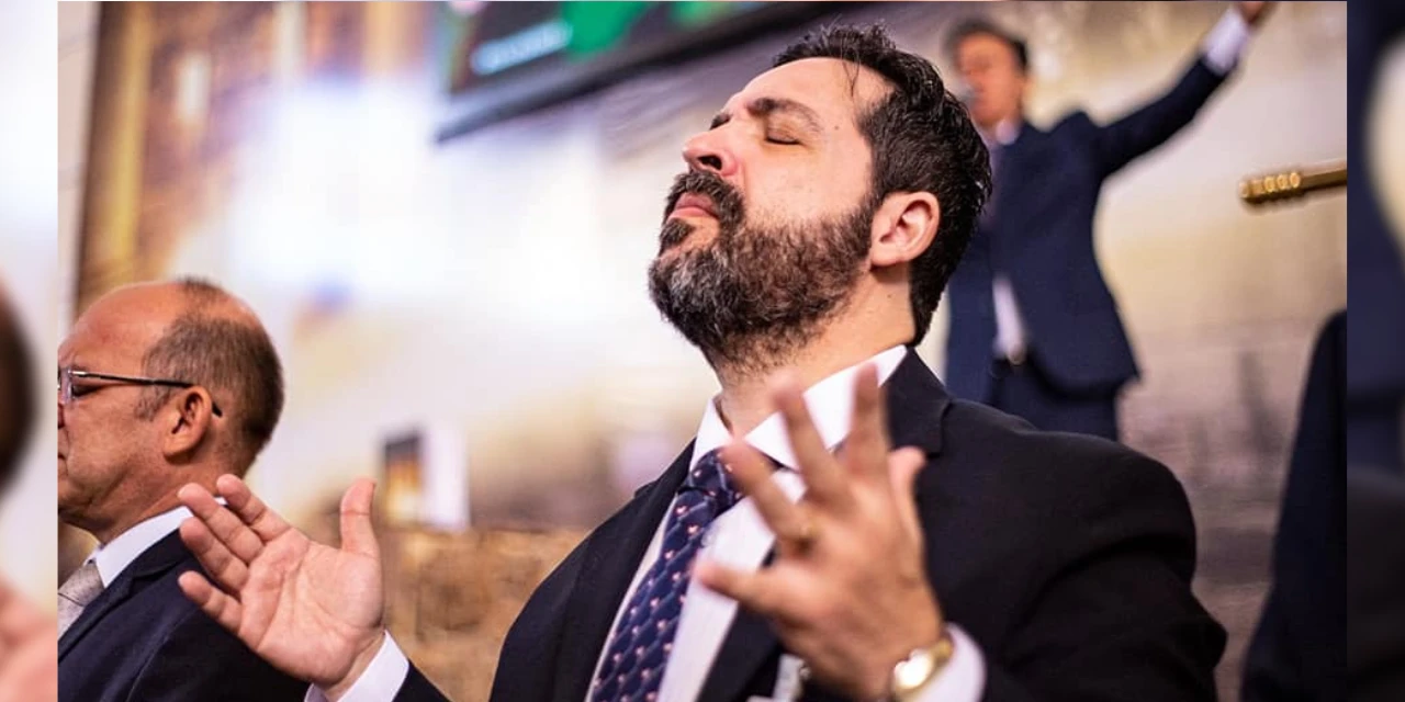 Vereadores aprovam criação do Dia do Obreiro Universal em Ponta Grossa; entenda