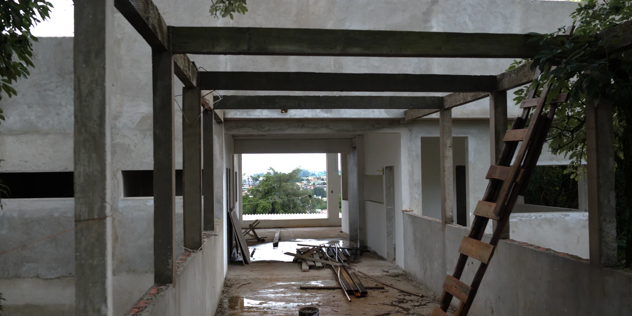 Prefeitura de Telêmaco Borba processa empresa responsável por obra em escola em quase R$ 325 mil