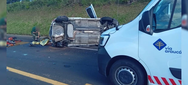 Fotos mostram acidente com três veículos que matou idoso na BR-277, em Palmeira