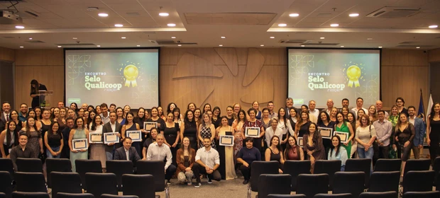 Unimed Ponta Grossa celebra certificação do Selo Qualicoop