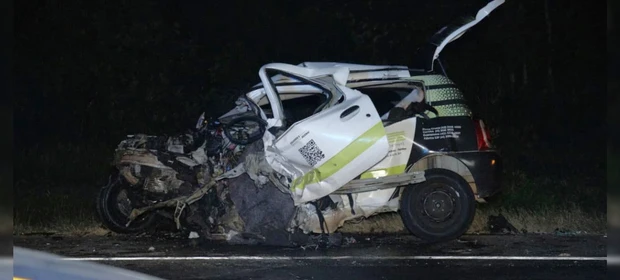 Acidente entre três veículos mata dois jovens na BR-373, entre Ponta Grossa e Imbituva