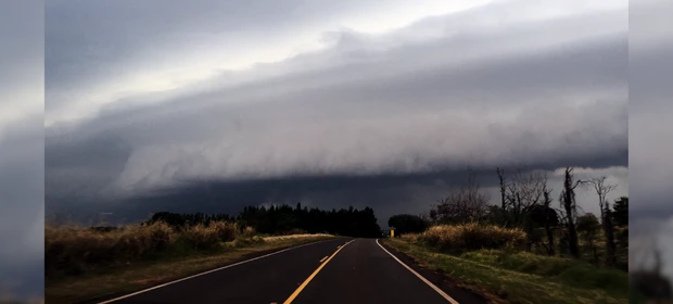 Simepar alerta para risco de tempestades severas neste fim de semana; veja a previsão