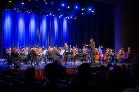 Concerto leva magia do Natal ao Lago de Olarias neste domingo
