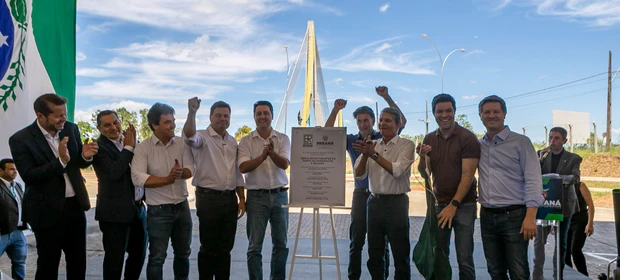 Ratinho entrega acesso a ponte Brasil-Paraguai; Itaipu inaugura obra após vistoria
