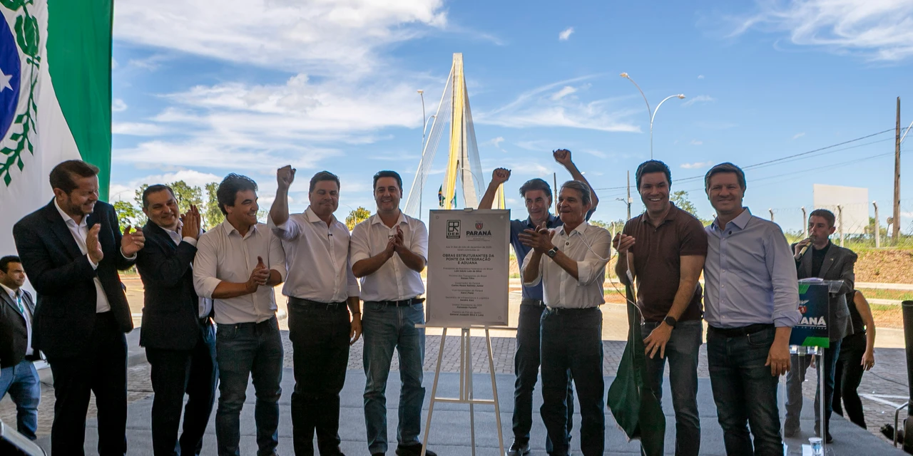 Ratinho entrega acesso a ponte Brasil-Paraguai; Itaipu inaugura obra após vistoria