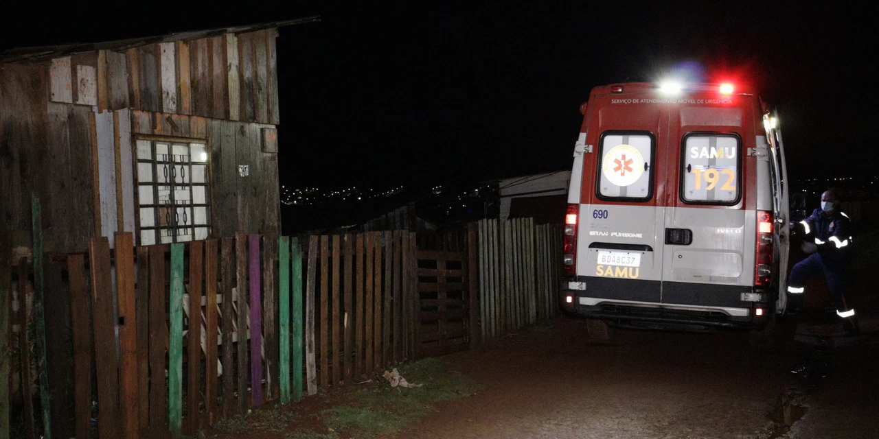 Criança leva golpe de faca nas costas e fica em estado grave em vila de Ponta Grossa