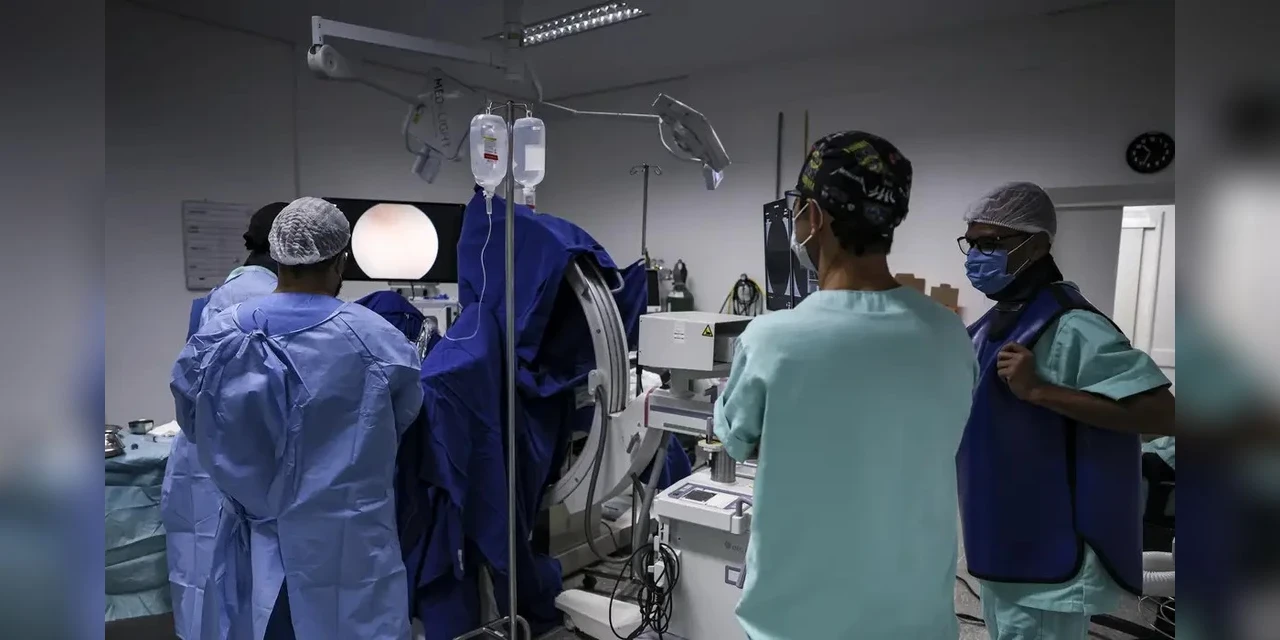 Ministério da Saúde realiza o maior mutirão da história do SUS com mais de 6 mil cirurgias e exames no Paraná neste fim de semana