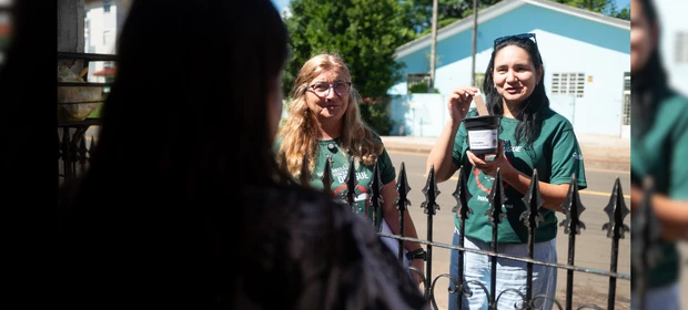 Conheça as ovitramps, armadilhas contra o mosquito da dengue instaladas em Ponta Grossa