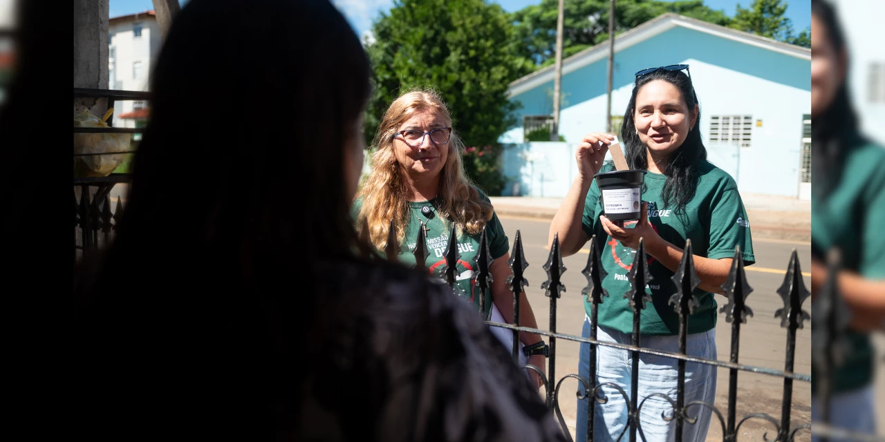 Conheça as ovitramps, armadilhas contra o mosquito da dengue instaladas em Ponta Grossa