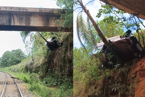 Carro com sete pessoas cai de ponte e deixa feridos na área rural de Palmeira