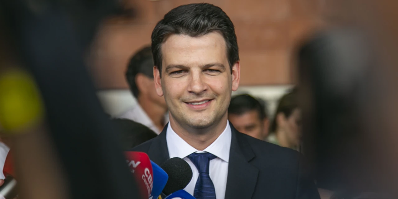 Eduardo Pimentel anuncia novo Hospital Veterinário de Curitiba nesta segunda