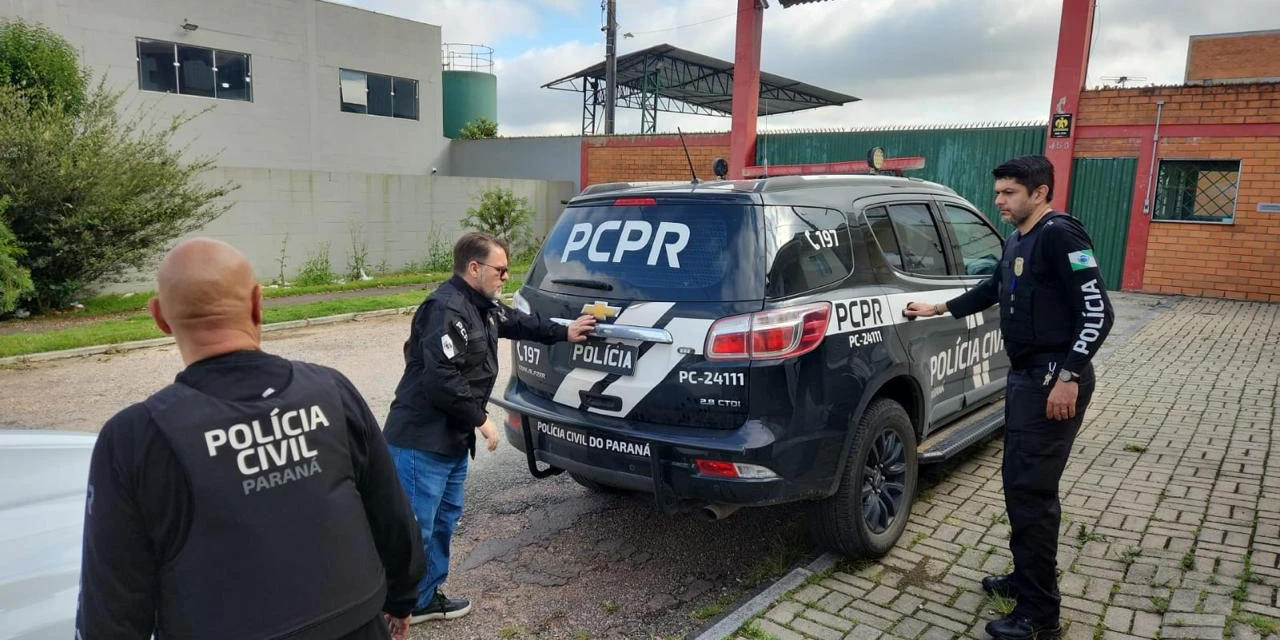 PCPR prende homem por furto de energia elétrica e encontra uniformes falsos no Paraná