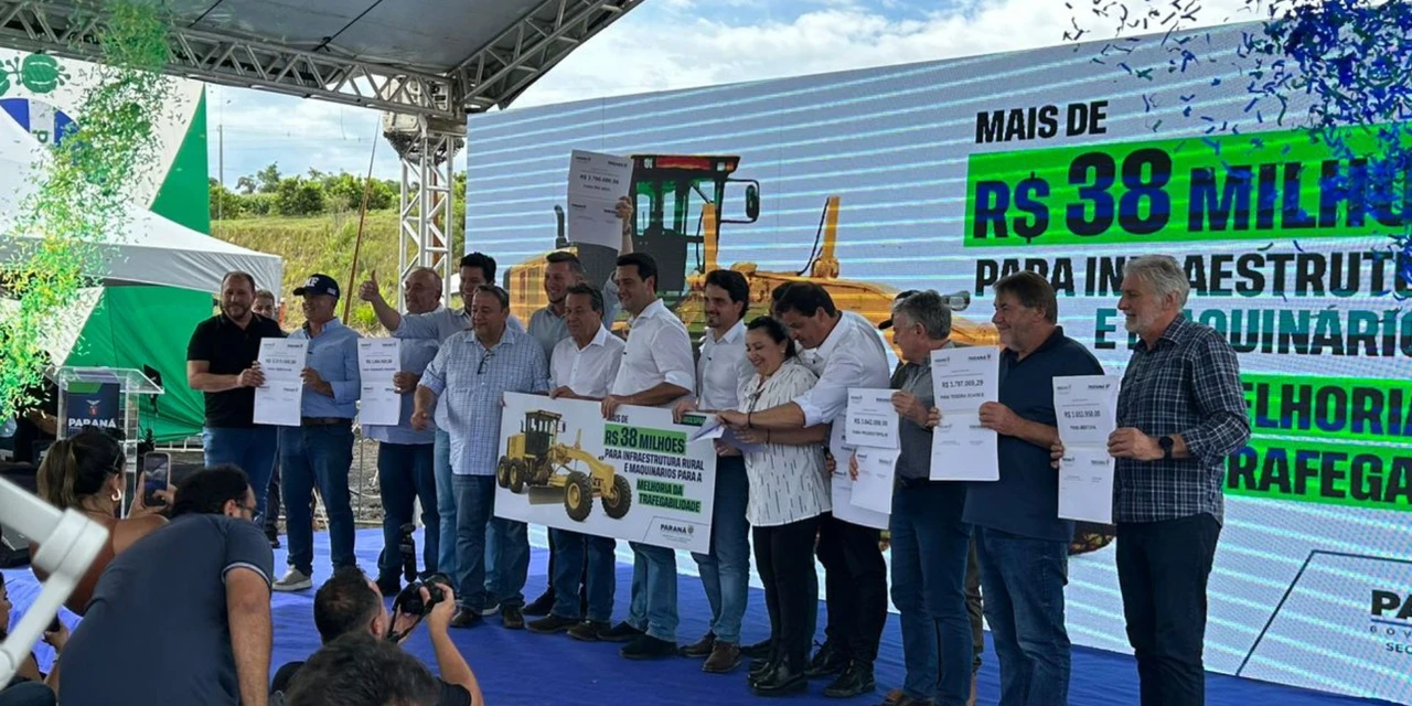 Mais de R$ 38 milhões são destinados à aquisição de maquinário em municípios da região