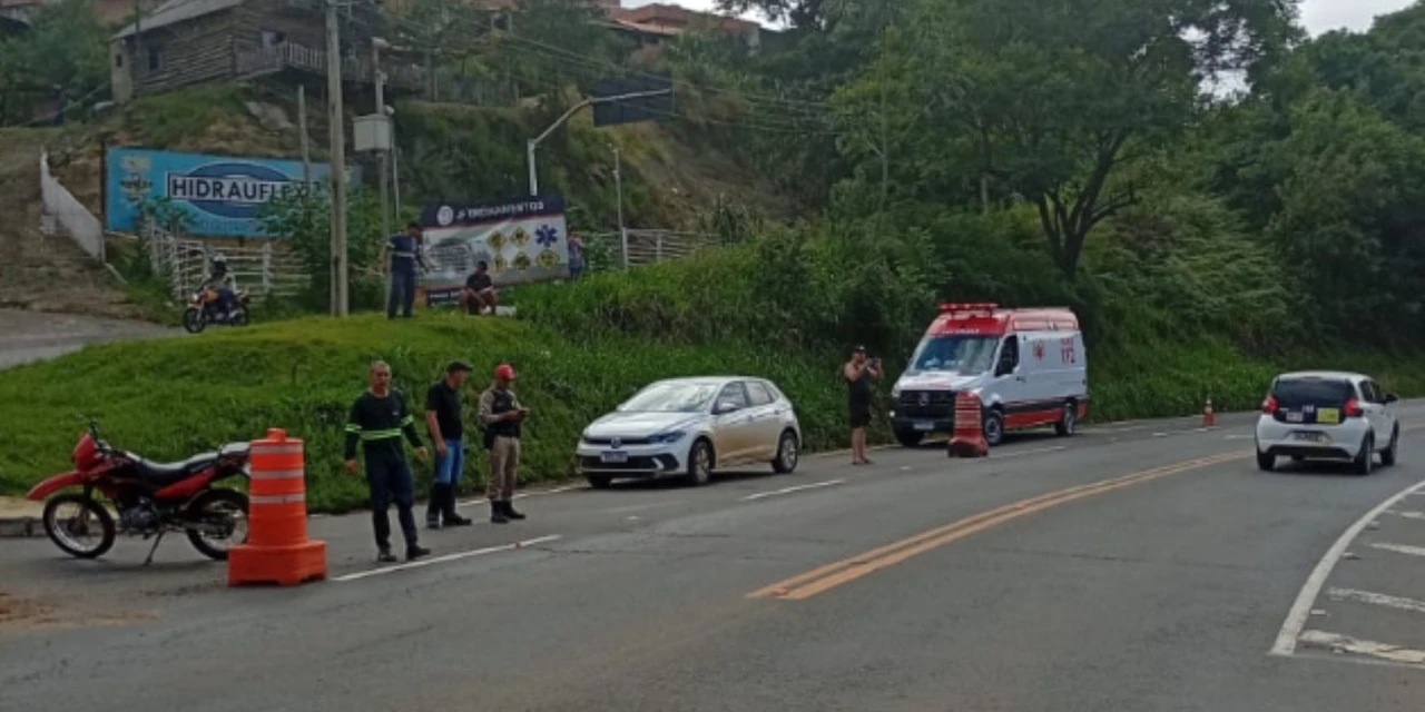 Colisão entre caminhonete e moto deixa idoso ferido em Telêmaco Borba