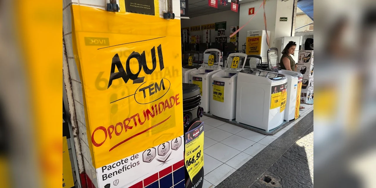 Veja o horário de funcionamento do comércio de PG durante final de ano