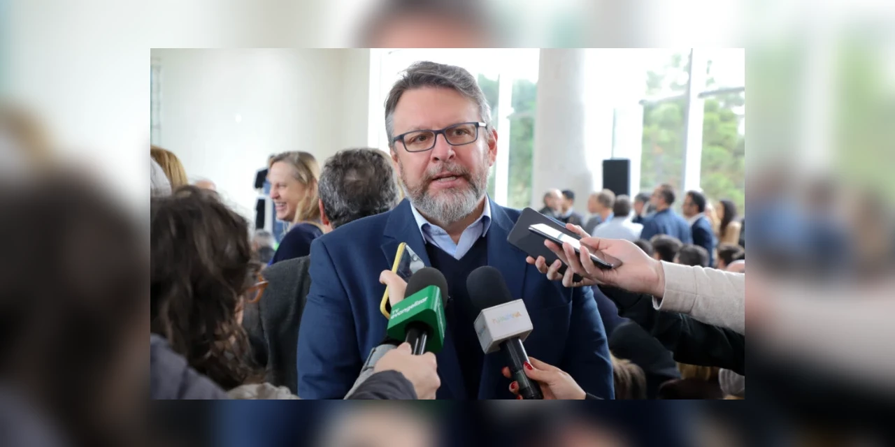 Wilson Bley Lipski, presidente da Sanepar, é o entrevistado do programa Ponto de Vista neste sábado