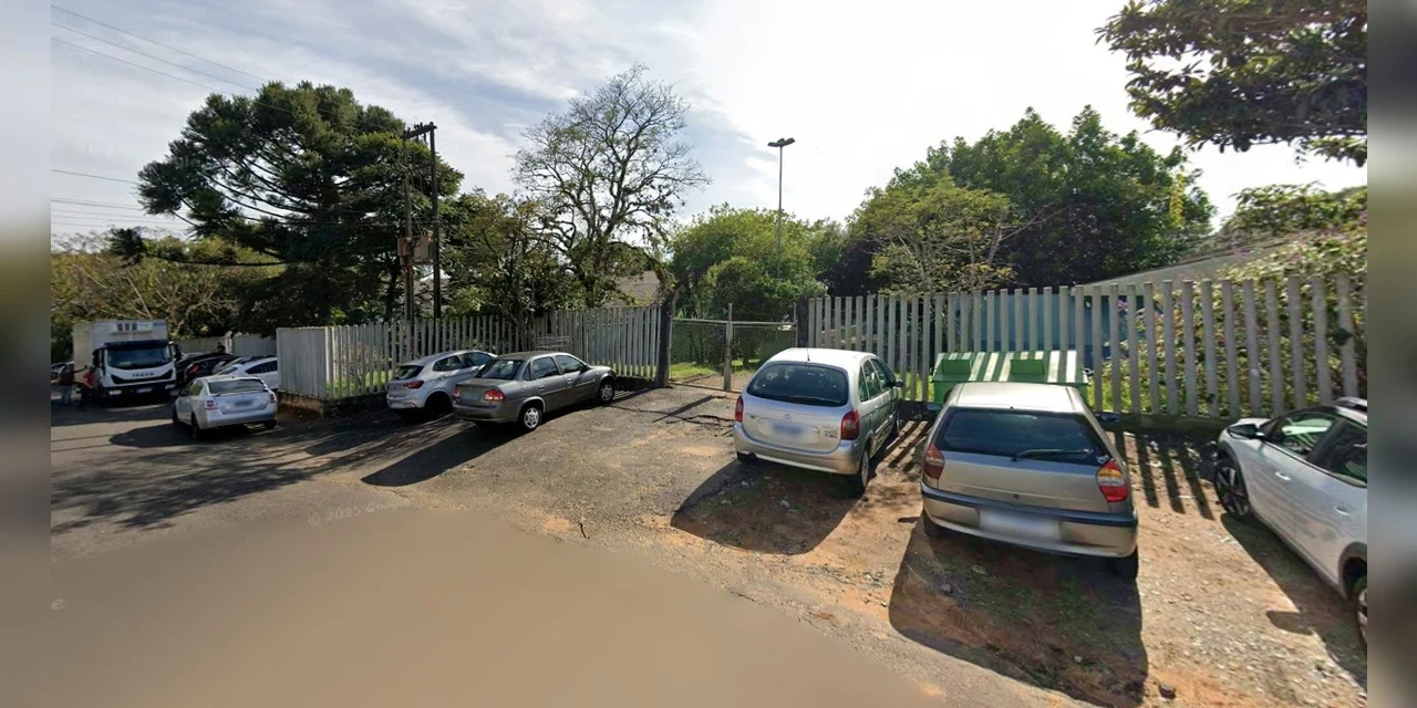 Prefeita sanciona lei que amplia área do Colégio Polivalente em Ponta Grossa