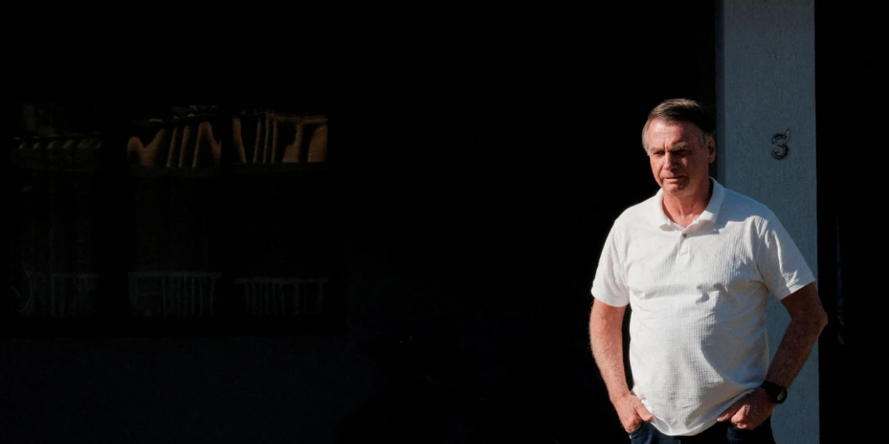 Moraes manda apurar condições da cela de Bolsonaro após reclamação sobre ar-condicionado