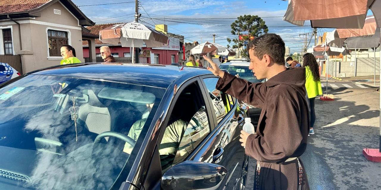 Igrejinha de Uvaranas promove tradicional benção dos carros em PG nesta sexta