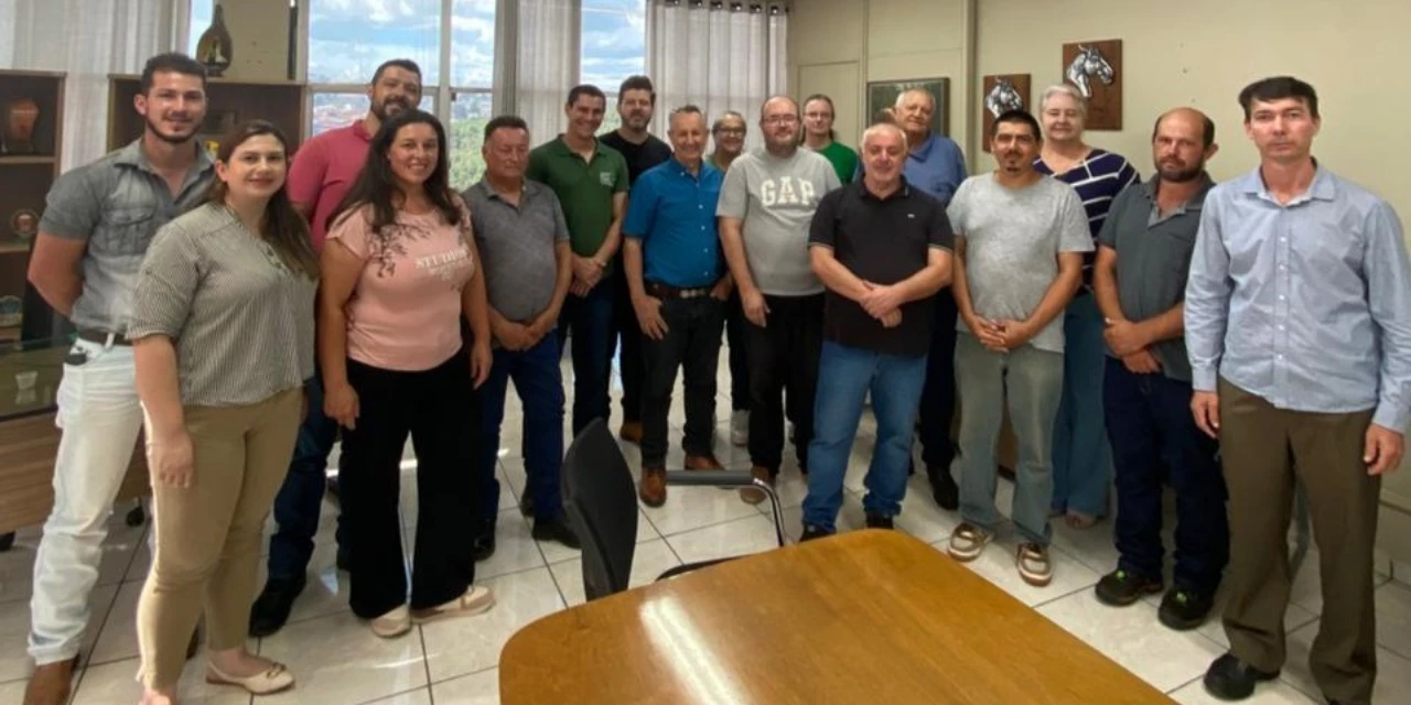 Coopera Paraná mobiliza produtores de PG com suporte técnico municipal