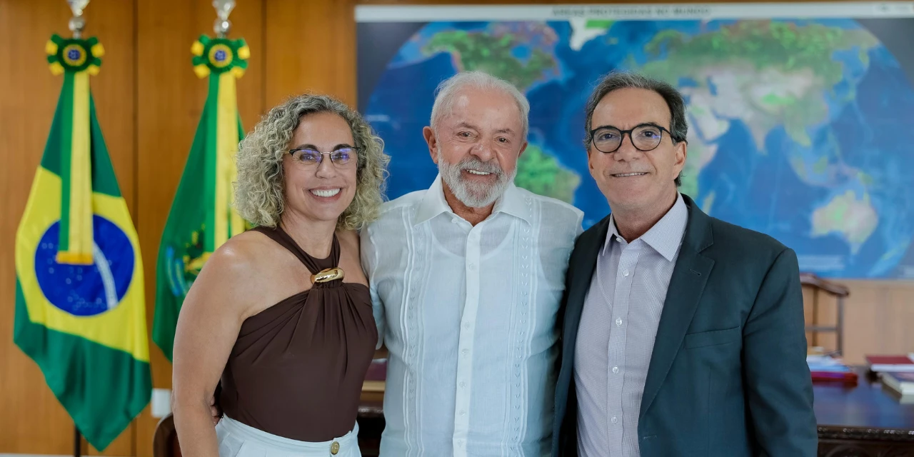 Lula recebe Décio Lima e Ana Paula Lima para discutir economia, Mercosul e cenário político em Santa Catarina