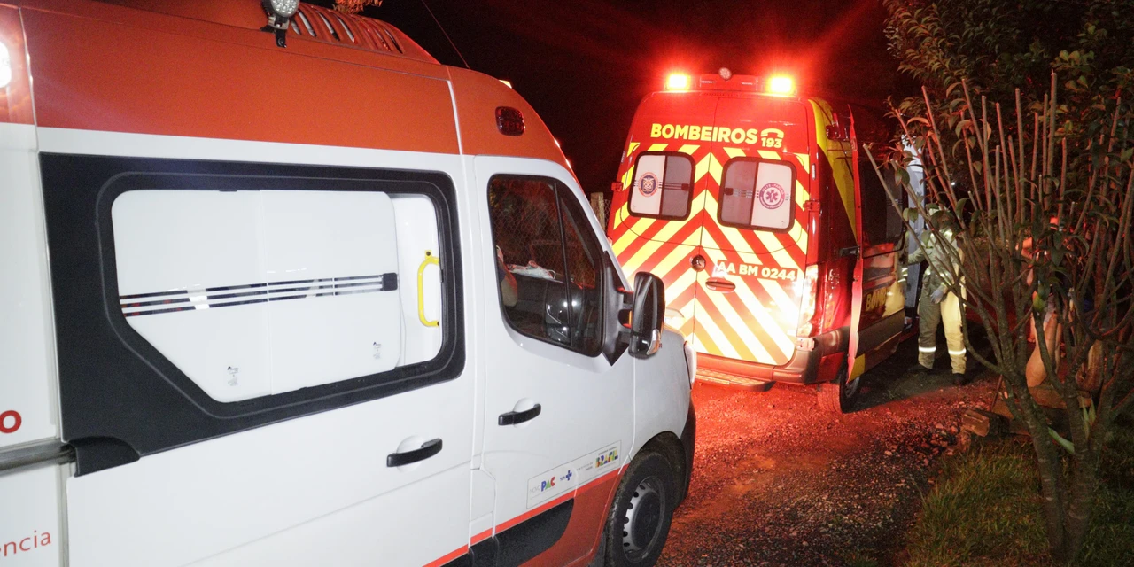 Criança de 1 ano é socorrida após cair dentro de piscina em PG