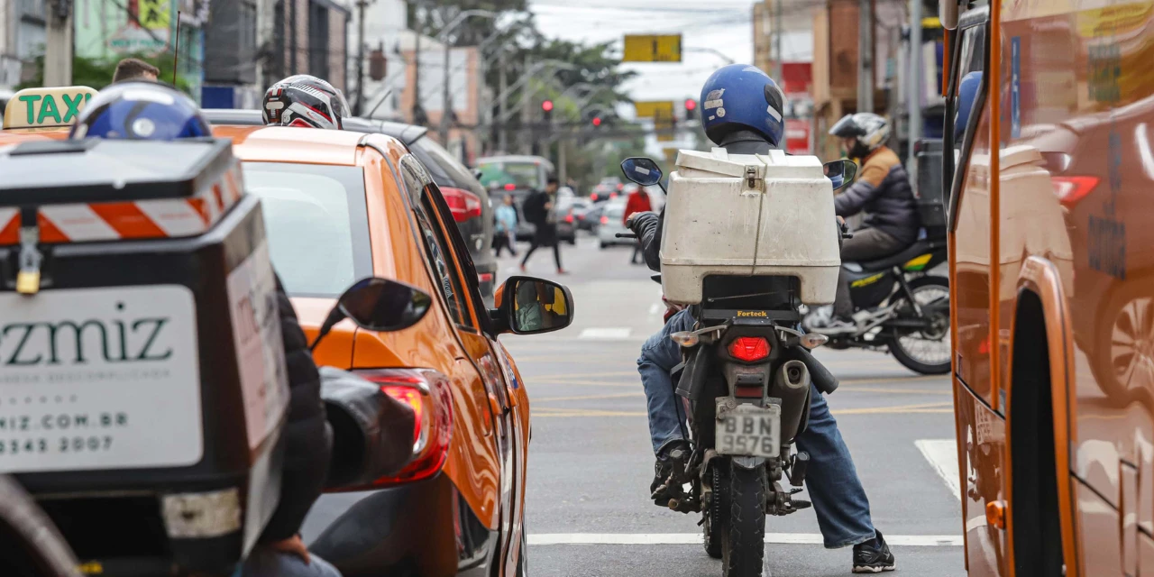 Mais da metade da frota do Paraná está isenta do IPVA em 2026