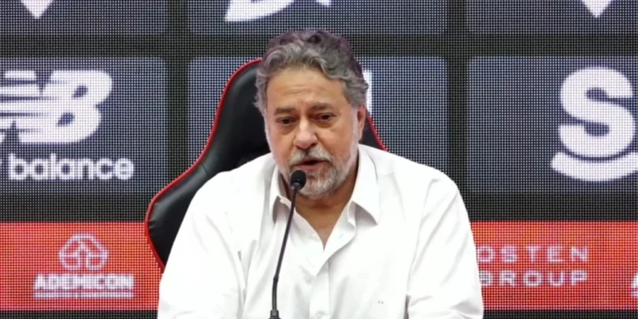 Julio Casares renuncia à presidência do São Paulo após aprovação de impeachment