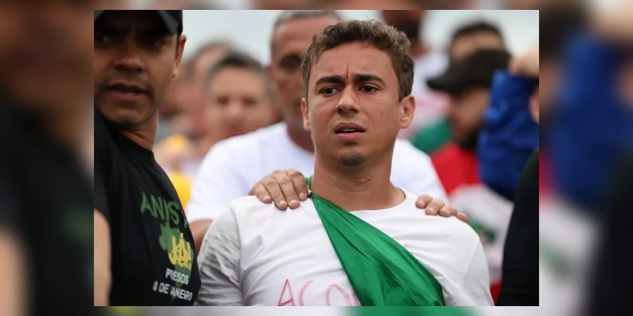"Estou me lixando": Nikolas Ferreira fala sobre uso eleitoral durante caminhada a Brasília