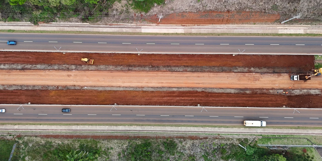 Fluxo intenso e obras marcam segunda-feira nas rodovias da região