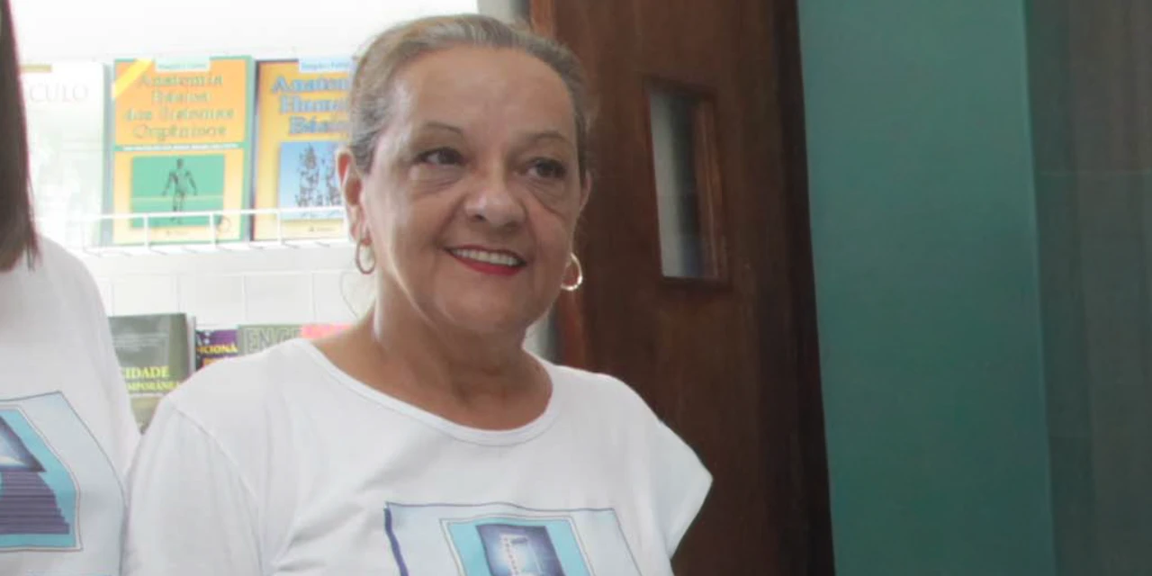 UEPG lamenta falecimento da servidora aposentada Áurea Josélia Schwab