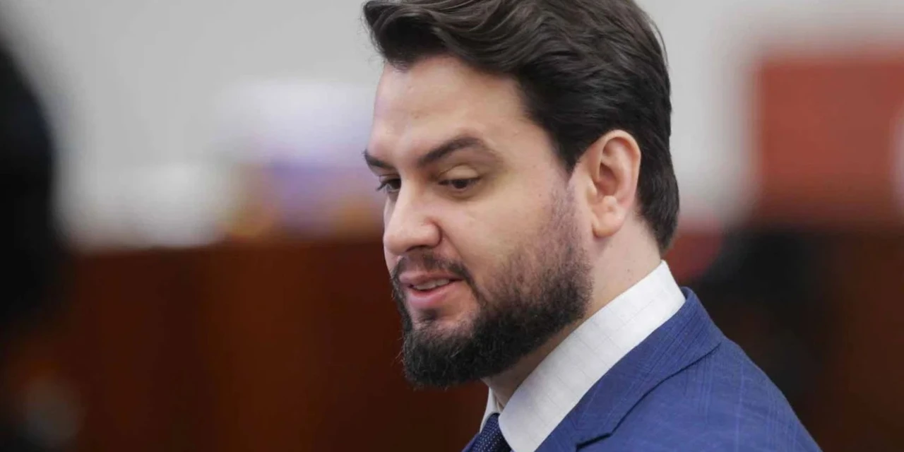 Moraes mantém prisão preventiva de ex-assessor de Bolsonaro preso em Ponta Grossa