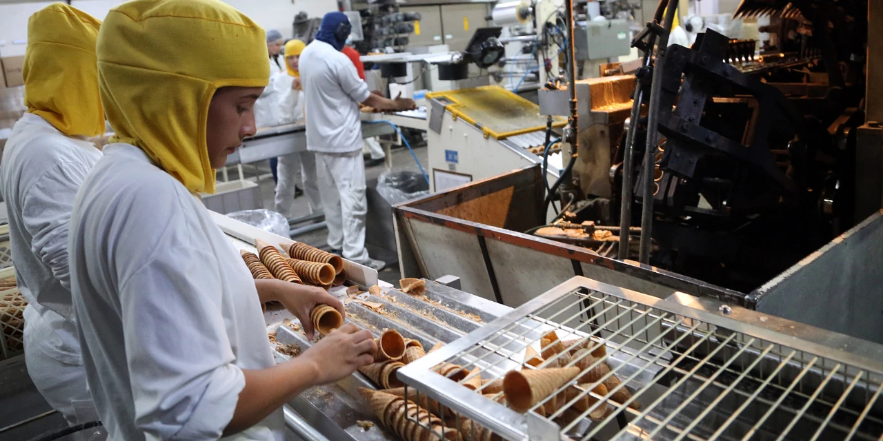 Paraná termina 2025 como o quarto maior empregador do país