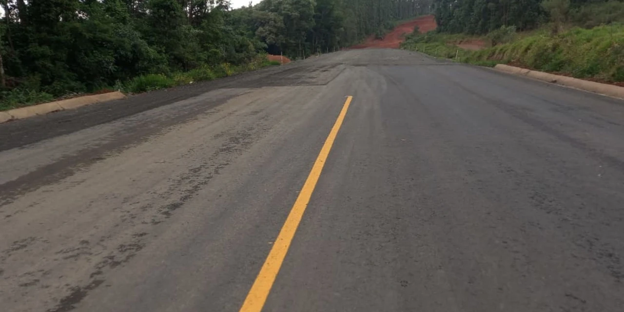 DER homologa licitação de R$ 187,8 milhões para concluir obras da PR-160