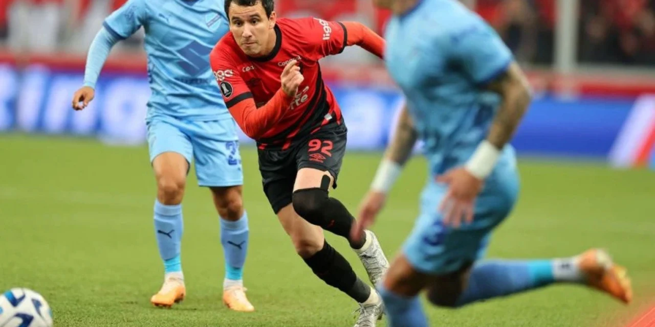 Ídolo do Athletico fica perto de reforçar o Operário para a temporada de 2026