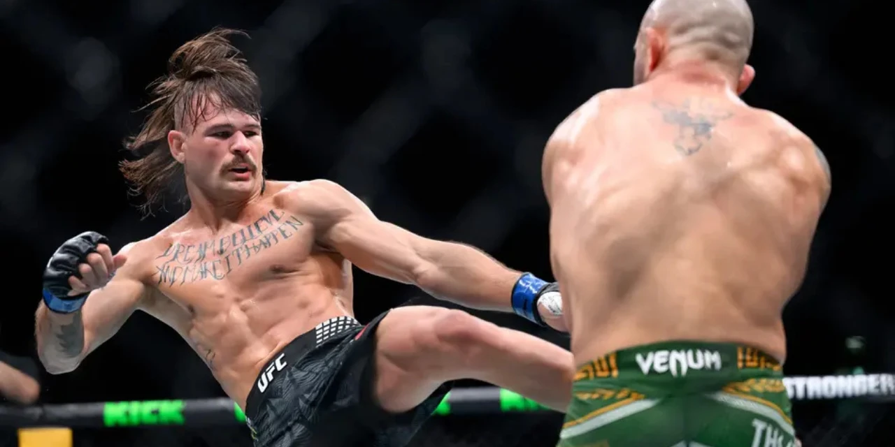 Diego Lopes perde para Volkanovski no UFC 325 e termina no hospital com os dois pés quebrados