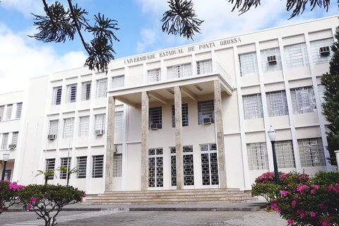 Parceria entre UEPG e Conselho Municipal fortalece proteção animal em PG