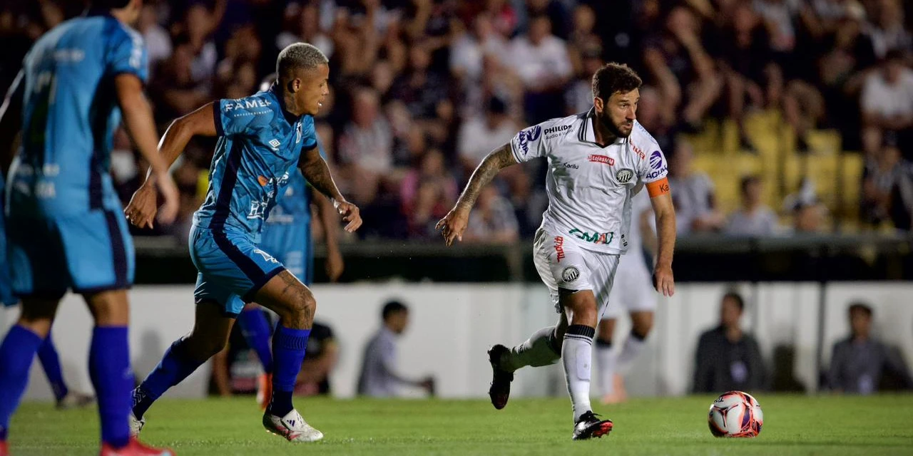 Análise: Entre o controle e o alerta, Operário faz o dever de casa contra o Azuriz